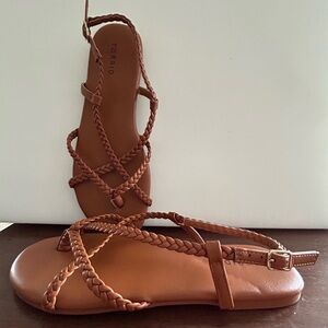 Torrid 10.5W biege sandals